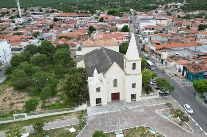 Homem de 34 anos é preso suspeito de estupro de vulnerável, em Delmiro Gouveia