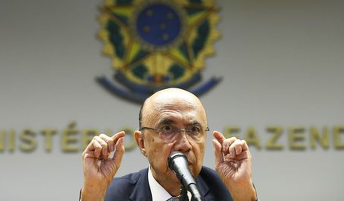 Governo estuda liberar FGTS para pagar dívidas, afirma Meirelles
