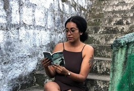 Trajetória profissional de João do quebra-queixo ganha livro escrito por professora, mestra em Antropologia Social