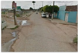 Jovem é baleado em tentativa de latrocínio na Massaranduba