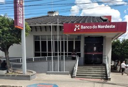 Mulher com deficiência denuncia descaso no atendimento em agência bancária no Agreste alagoano