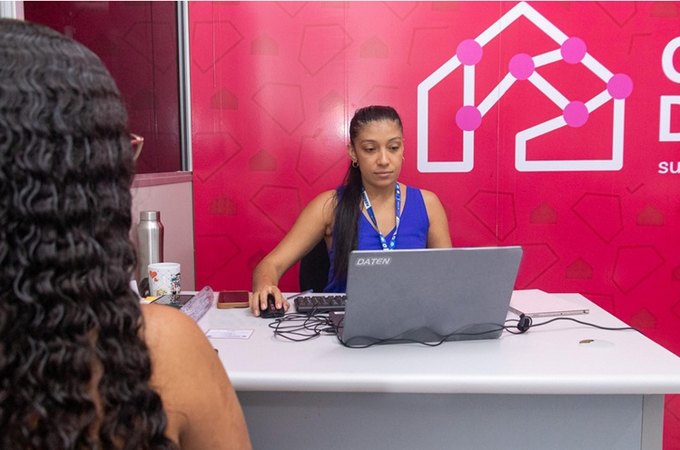 Maceió e Arapiraca: Casa de Direitos assegura acesso gratuito ao programa Dignidade Menstrual