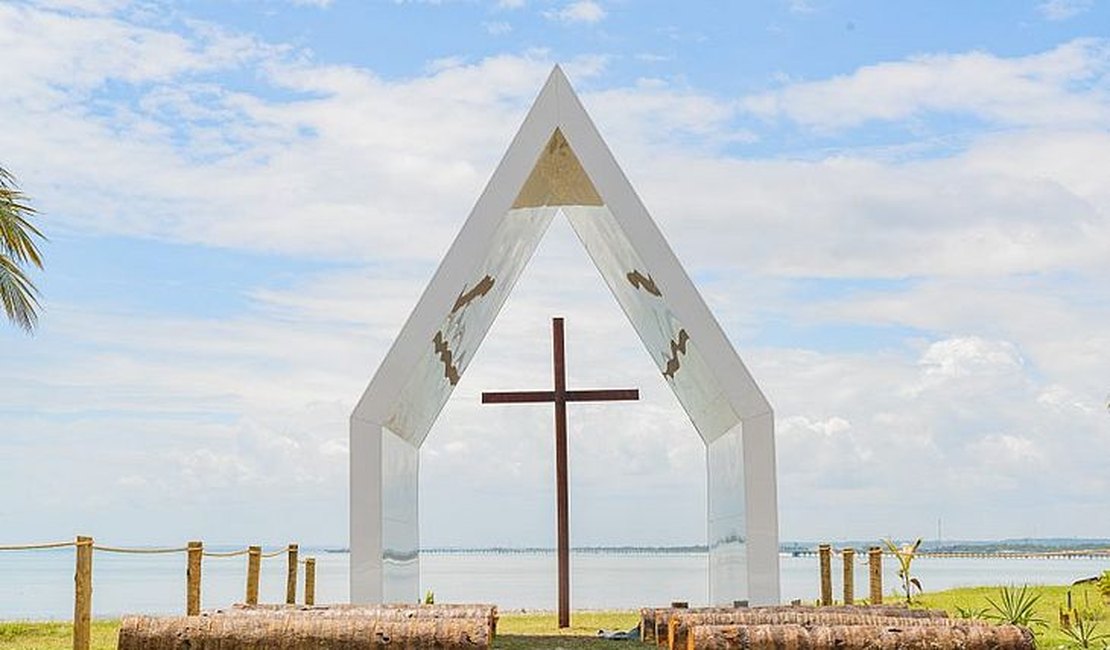 Turistas e fotógrafa são furtados em ponto turístico durante breve parada de cruzeiro em Maceió