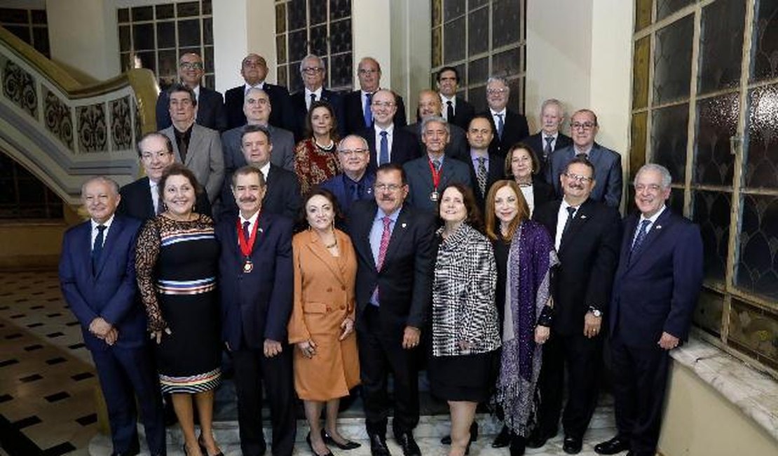 &#65279;Fernando Tourinho participa do 81º Encontro de Corregedores-Gerais em SP