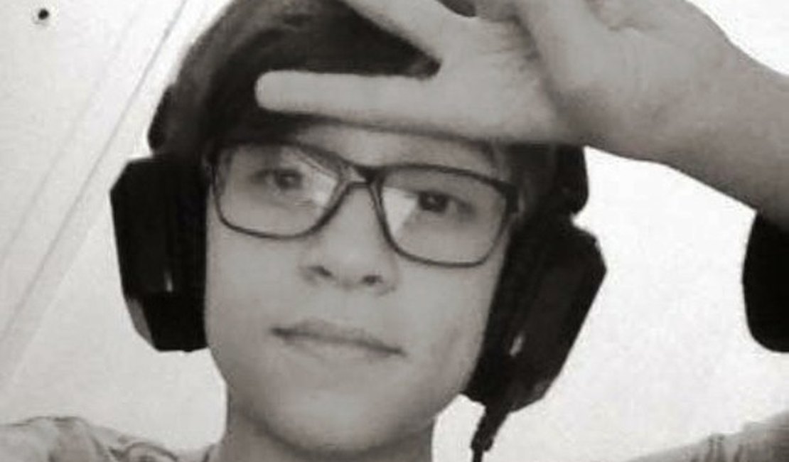 Menino morre após partida de game online e amigos notam pela webcam