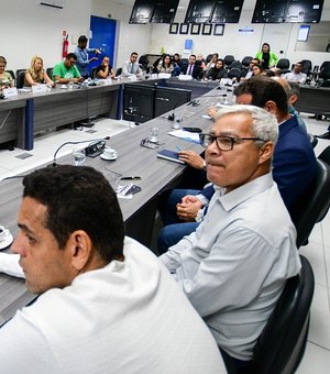 Governo de Alagoas confirma queda na arrecadação, mas mantém diálogo com categorias para reajuste