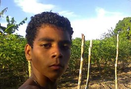 Jovem é assassinado a tiros próximo ao cemitério de Teotônio Vilela