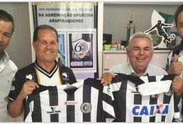 Sócios patrimoniais recebem camisa oficial do ASA