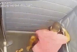 Mulher é agredida com mais de 60 socos por namorado dentro de elevador