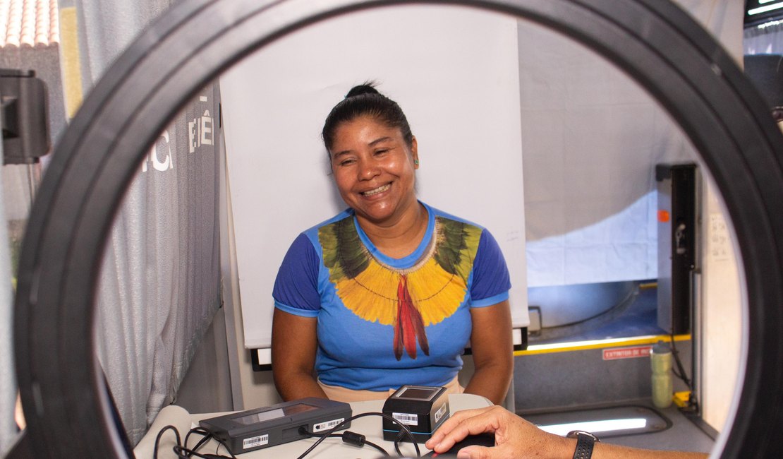 TRE Alagoas atende mais de 120 pessoas da comunidade indígena Kariri-Xocó