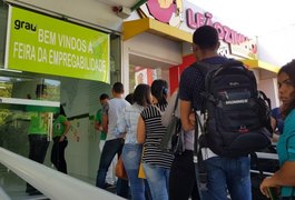 Sine Maceió realiza mais de 2.500 atendimentos em feira de empregos