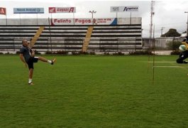 Após se reapresentar, elenco alvinegro inicia os treinos para o confronto contra o Fortaleza