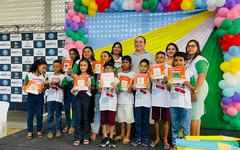 Filho do Prefeito de Junqueiro Participa do Projeto Escritores do Amanhã, em rede municipal de educação