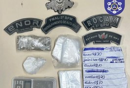 Suspeito tenta pular muro para fugir da PM, mas é preso com drogas em Arapiraca