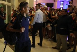 ‘Inteligente’, diz Tite sobre Firmino, escalado como titular na partida desta terça