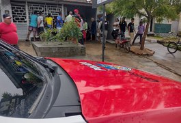 Vídeo: Dono de oficina mecânica é baleado dentro do estabelecimento em Arapiraca