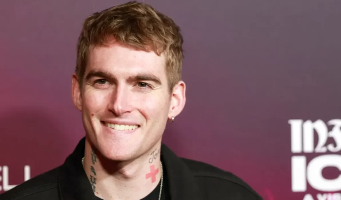 Modelo Presley Gerber, filho de Cindy Crawford, morre aos 27 anos
