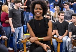 Ansiosa, Maju Coutinho estreia na bancada do JN neste sábado: 'Não dormi muito bem'