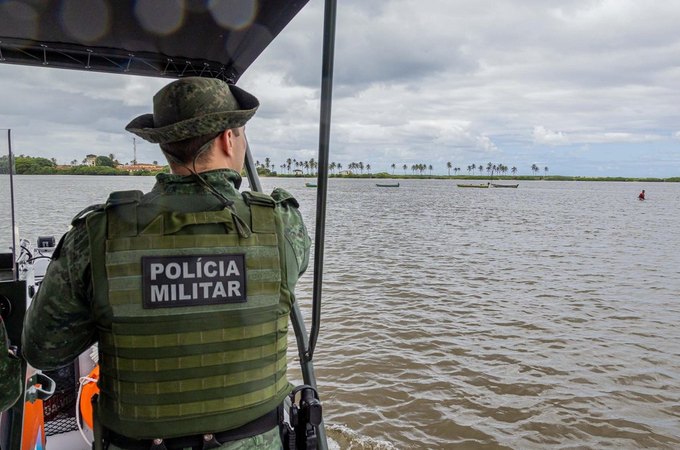 Pesca predatória é flagrada durante ação do BPA na Lagoa Manguaba