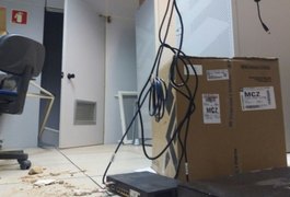 Bandidos invadem Banco do Brasil em Maceió, violam cofres e fogem com dinheiro