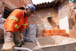 Obras da Prefeitura de Maceió evitam erosão de casas no Feitosa e na Cambona