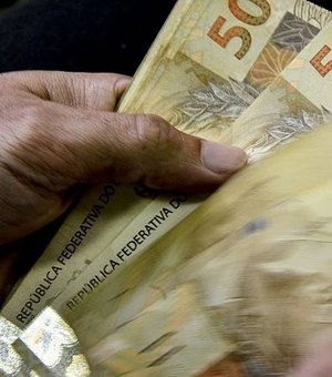 Governo de Alagoas libera pagamento do funcionalismo público nesta segunda-feira (30)