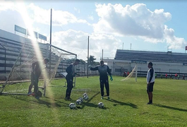 Posse de bola e finalização dominam o treino do ASA