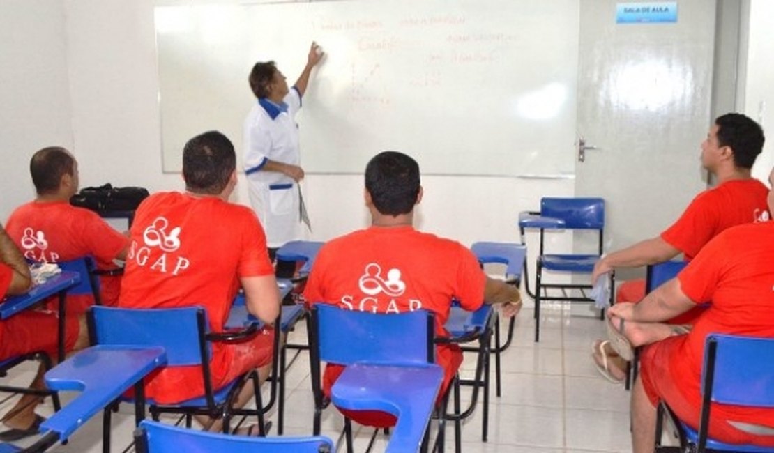 Reeducandos participam de intensivão preparatório para o Enem