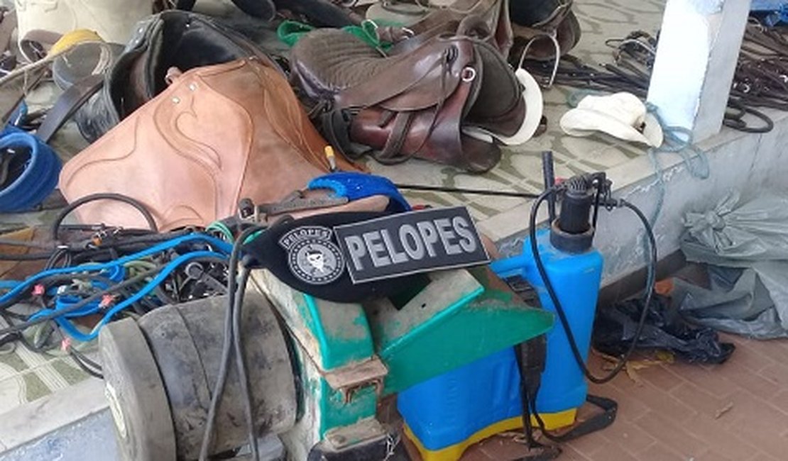Pelopes recupera objetos agrícolas furtados no bairro Canafístula, em Arapiraca