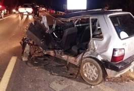 Acidente entre carro e carreta deixa quatro pessoas feridas no Pilar