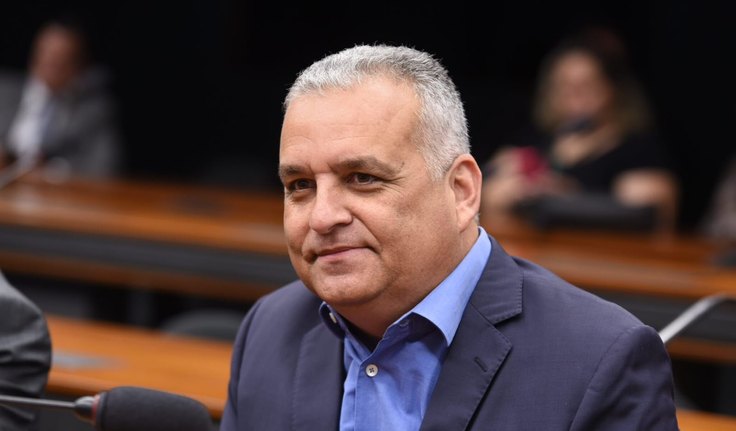 Alfredo Gaspar lidera disputa ao Senado em Alagoas