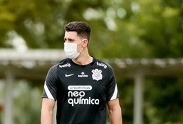 Corinthians decide rescindir contrato de jogador após fala racista
