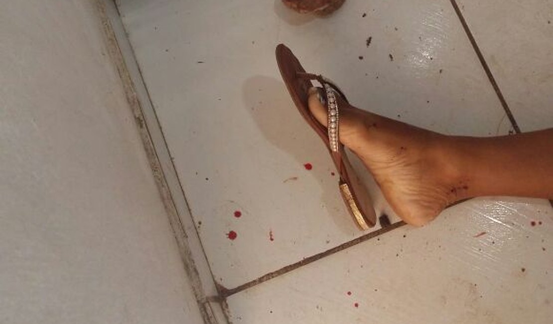 Mulher é assassinada dentro de escola escola, em Porto Real do Colégio