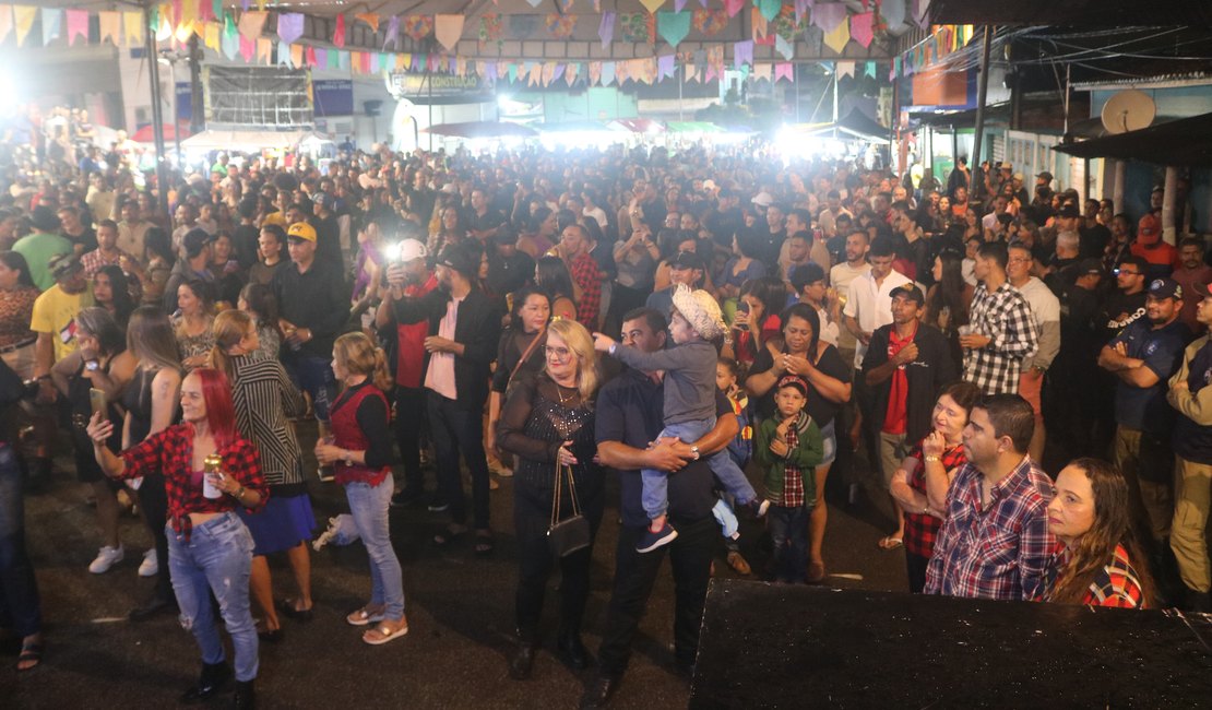 Tradição: Polo Canarraiá realiza grande festejo junino no bairro Canafístula, em Arapiraca; assista