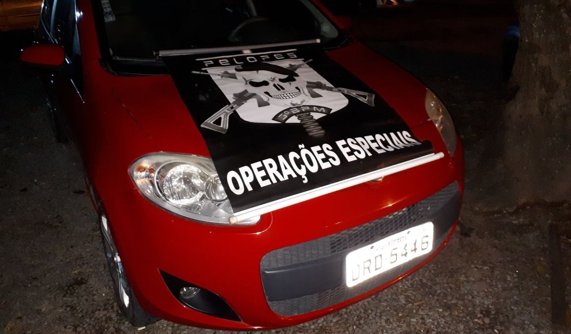 Pelopes recupera carro e moto roubados, no bairro Manoel Teles, em Arapiraca