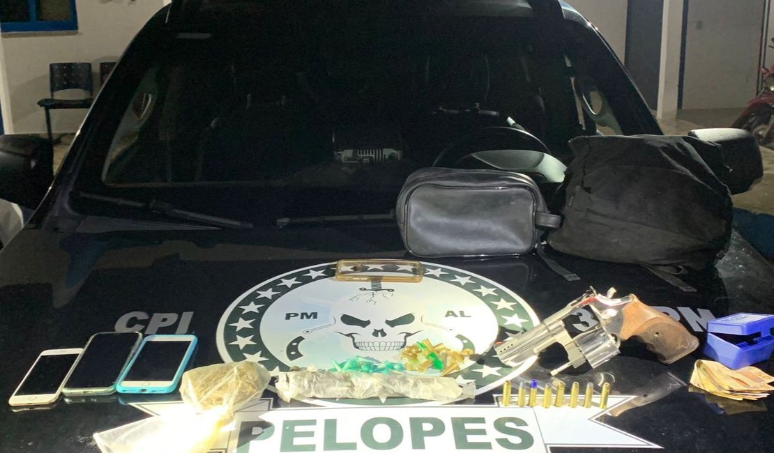 Após denúncia, suspeito é preso com drogas e arma em Coité do Nóia