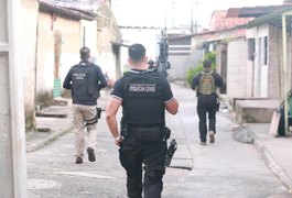 Três pessoas são presas durante operação da Polícia Civil em Maceió