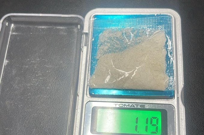 Mulher é flagrada com porção de cocaína durante patrulhamento em Taquarana