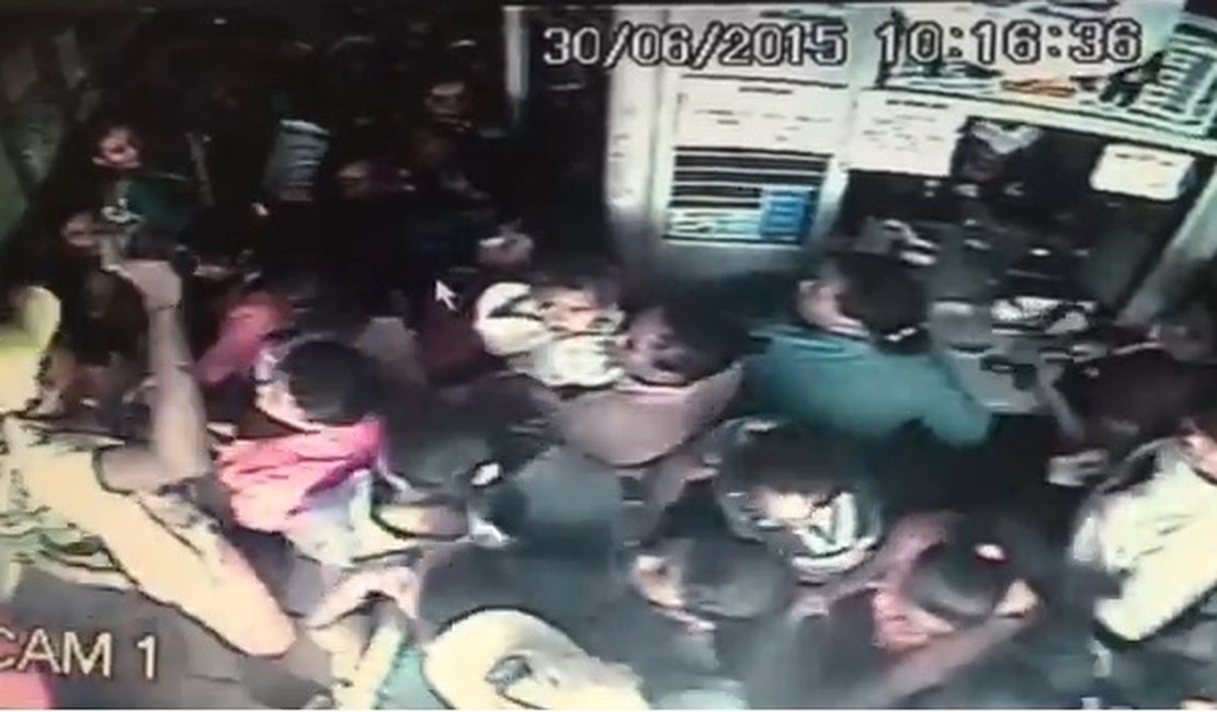Bandidos assaltam casa lotérica de Igaci e clientes correm assustados