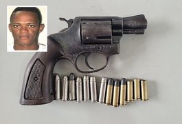 Líder de facção criminosa na Bahia reage à prisão e morre em confronto com a polícia, em Arapiraca