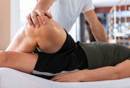 Osteopatia: saiba mais sobre a prática que trata dores e doenças