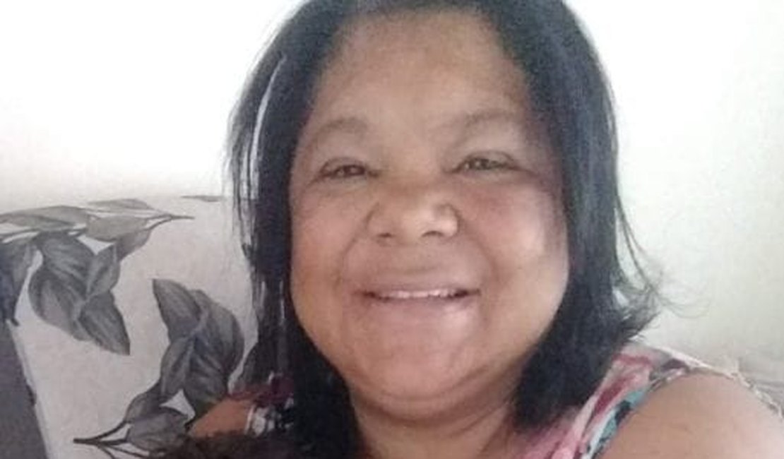 Mãe encontra filha morta dentro de casa em Pão de Açúcar; veja identidade da vítima