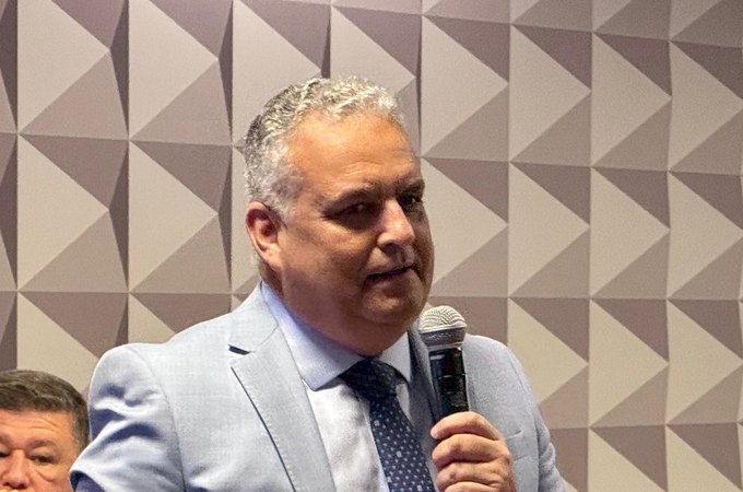 “Quem recebeu R$ 80 milhões de mafioso é quem deve explicações ao Brasil”, dispara Alfredo Gaspar