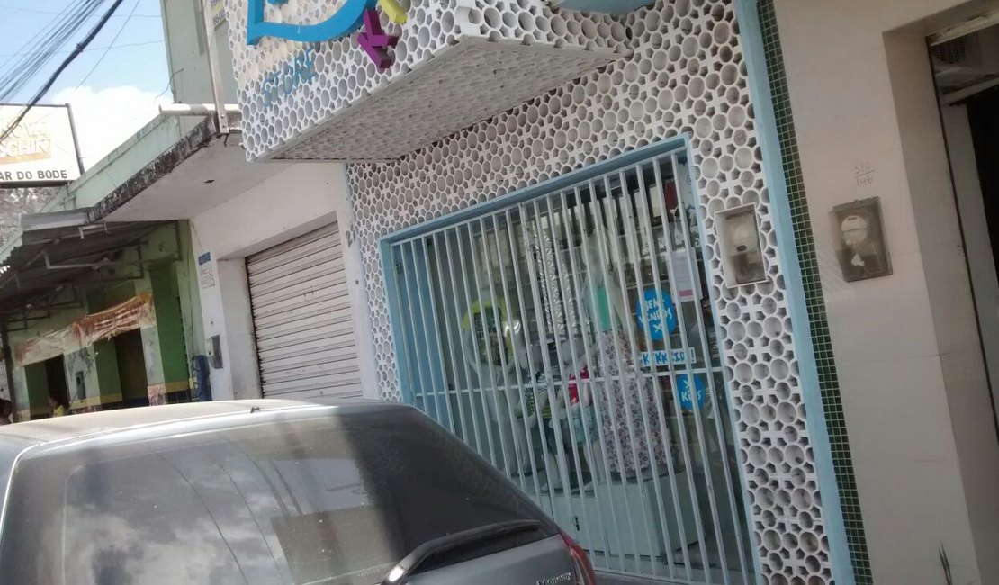 Loja de confecção infantil do Centro de Arapiraca é arrombada e prejuízo é de R$ 70 mil