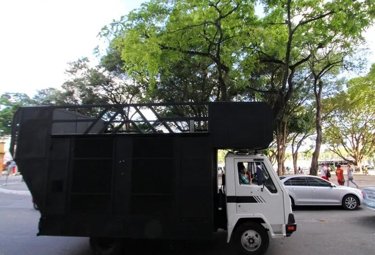 Justiça Eleitoral proíbe uso de minitrio como meio autônomo de propaganda eleitoral
