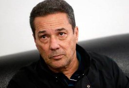 Luxemburgo testa positivo pra covid-19 e entra em isolamento social
