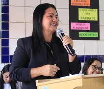 Mulheres ocupam mais de 70% dos cargos de direção nas escolas da rede estadual