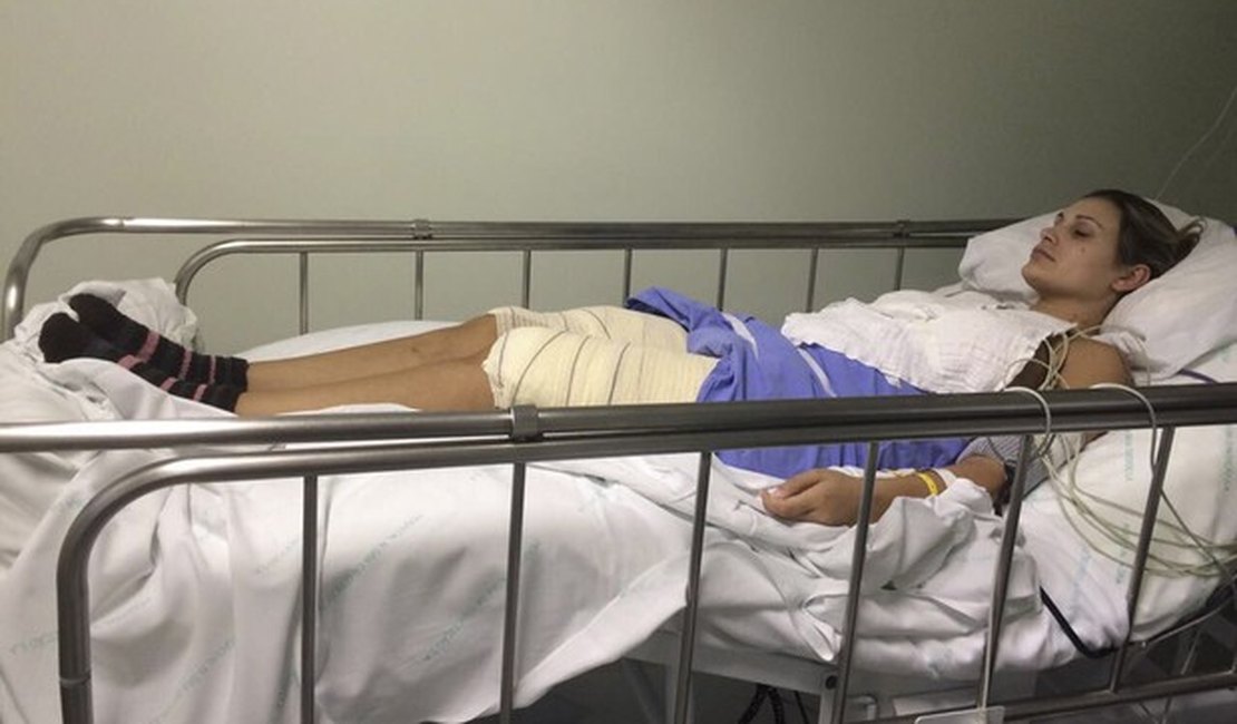 Agência divulga fotos de Andressa Urach no hospital para retirada de hidrogel