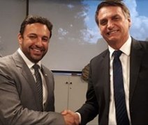 Mais um integrante de comitiva de Bolsonaro testa positivo para coronavírus