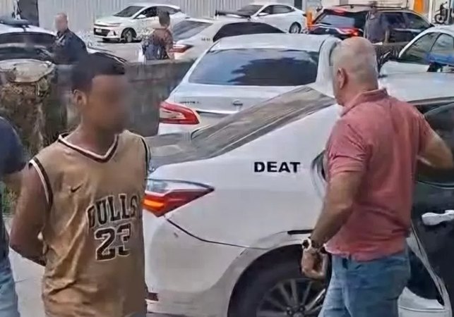 Homem é preso no Rio após cobrar R$ 10 mil por churrasquinho a turista